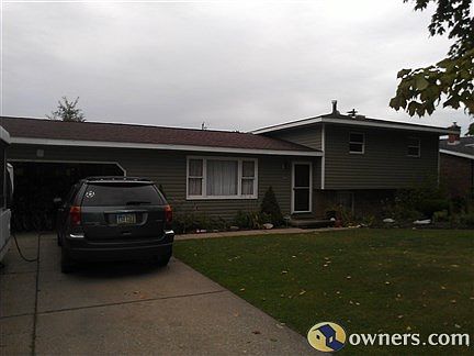 Wonderful 3 bedroom home in Perry Township