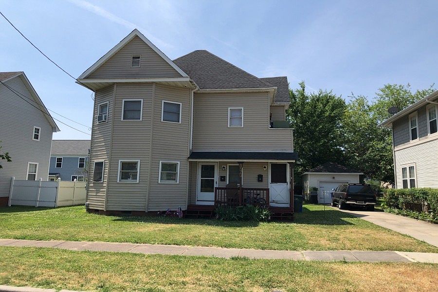 1st image of 1267 W 27th St