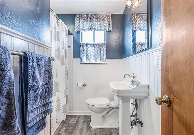 322 Iroquois Ave — Photo 10