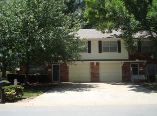 1721 NW 6th St, Blue Springs, MO 64014