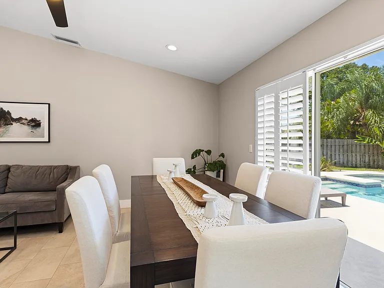 4114 Bay Laurel Way — Photo 38