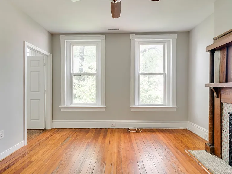 2627 W. Cary St. — Photo 10