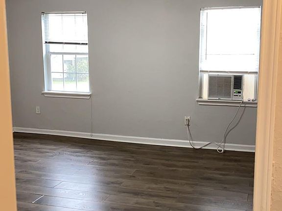 5th image of 301 13th St N