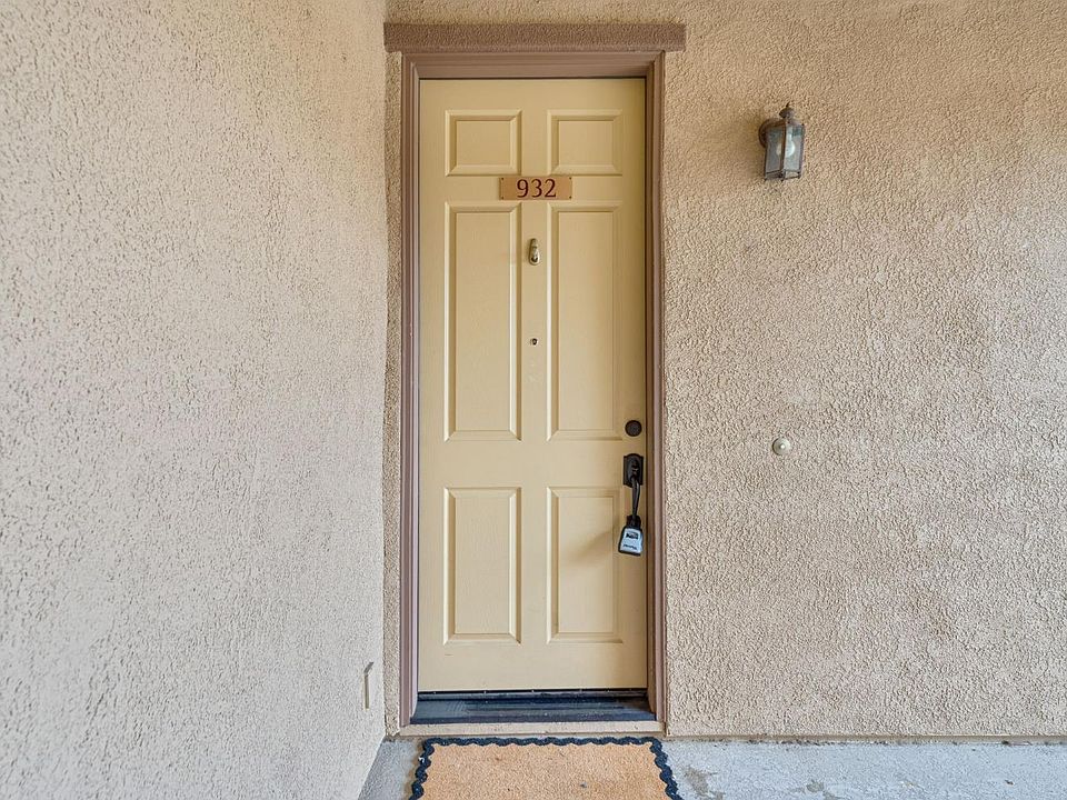 1st image of 6551 Hearthstone Cir APT 932