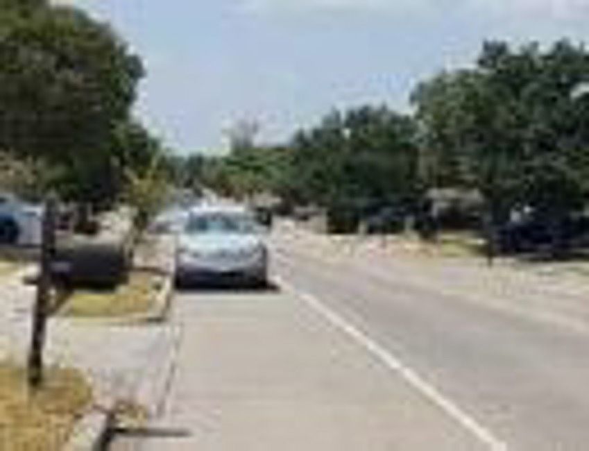 Exterior Neighborhood (street photo)