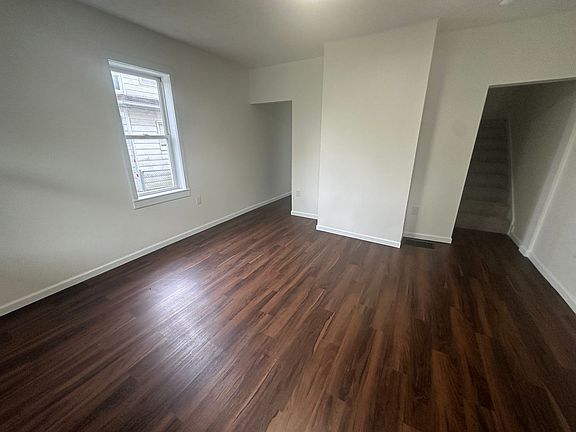 5th image of 315-315.5 N Maple St #A