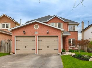 2485 Newport St, Burlington, ON L7M3X7