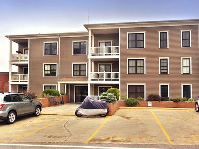 75 Main St UNIT 302, Amesbury, MA, 01913