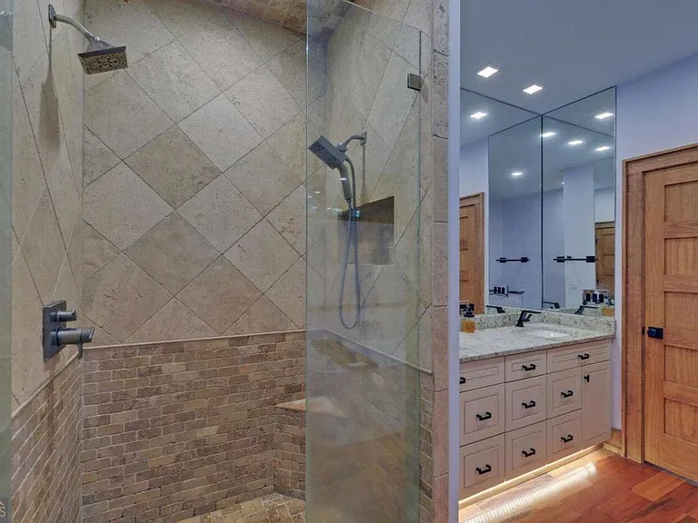 675 Freedom Heights Dr — Photo 16