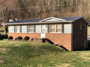 470 S Grundy Quarles Hwy, Gainesboro, TN 38562
