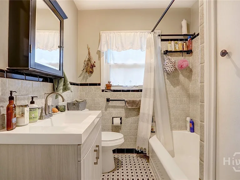 1315 Seiler Ave — Photo 9