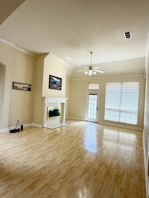 Building Photo - 3021 Silver Springs Ln