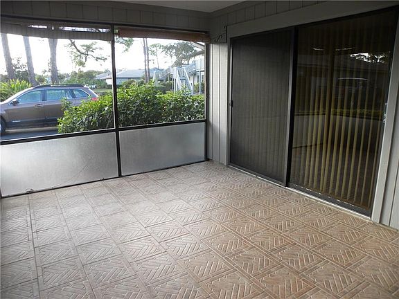 3rd image of 645 Centre Ct SW APT 101
