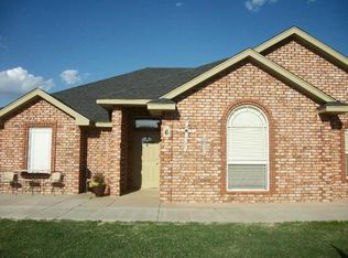 6 Village Dr, Canyon, TX 79015