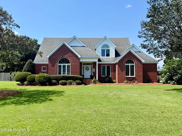 1090 Cedar Hill Drive, Williamston, NC 27892