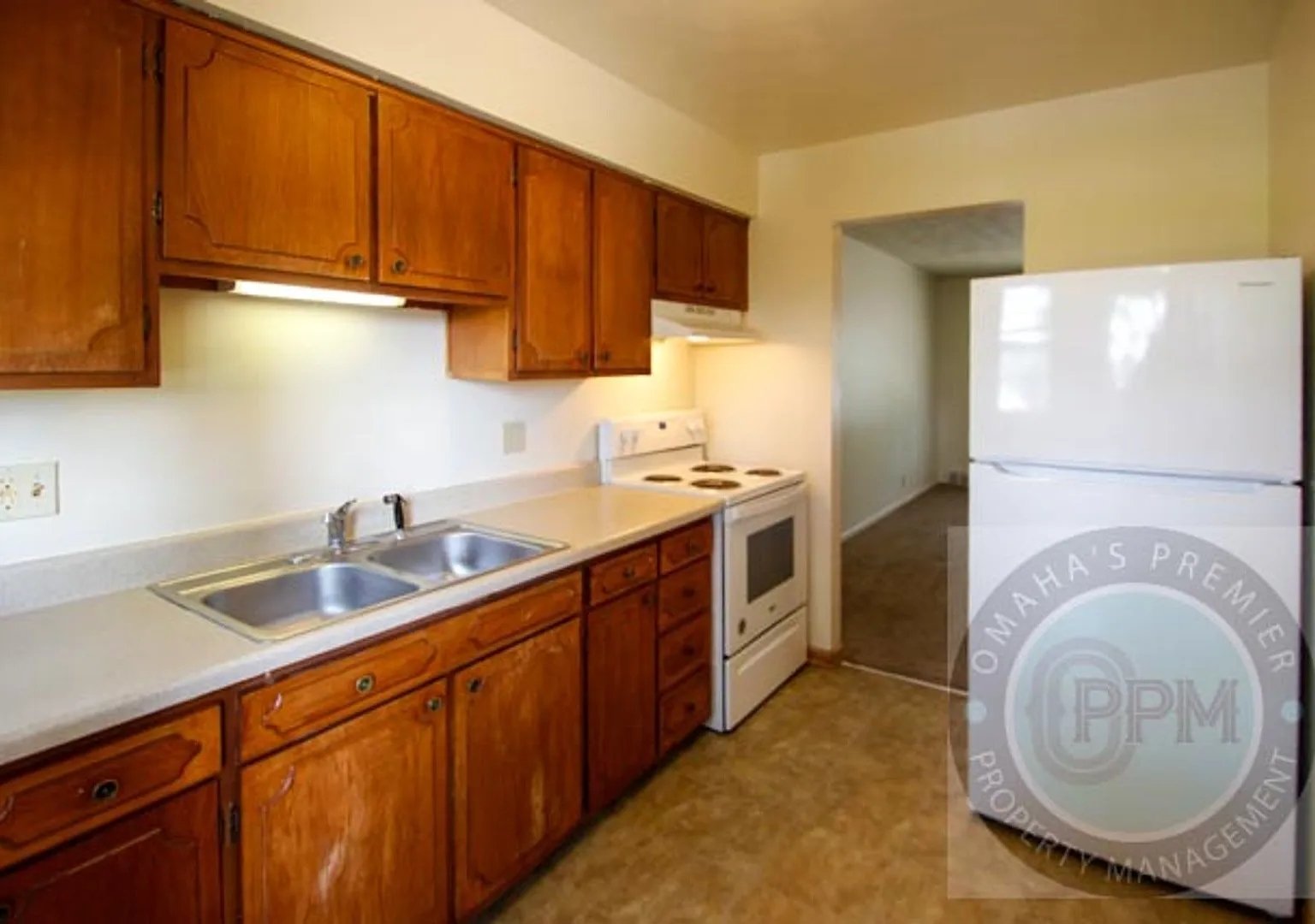 GBR 3758 S 82nd St — Photo 2
