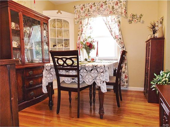 4th image of 1539 Beaverbrook Dr