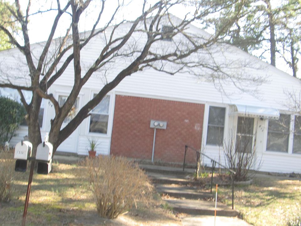 1st image of 81 Belhaven Ct #C