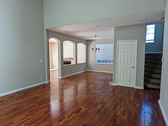 2nd image of 543 Villa Centre Way