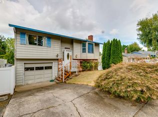 2923 NE 7th St, Gresham, OR 97030