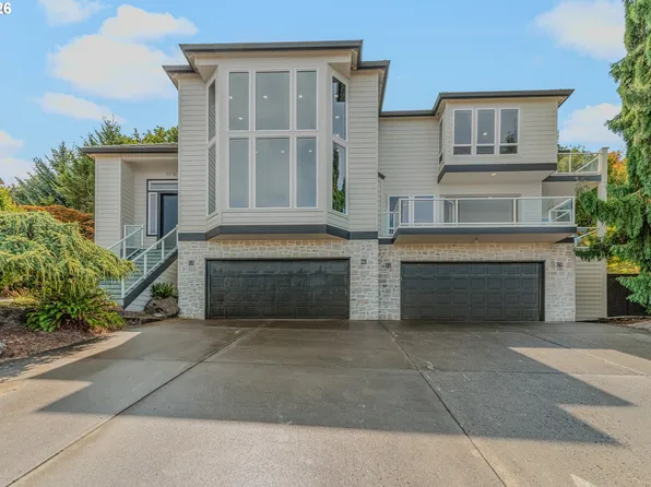 2222 NW Iris Ct, Camas, WA 98607