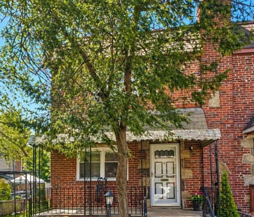 1st image of 1169 Magnolia Ave
