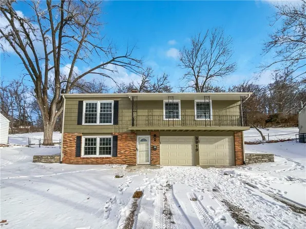 9919 Harrison St, Kansas City, MO 64131