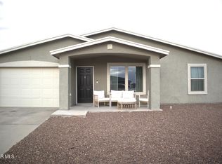 928 Villa Seca Dr, Horizon City, TX 79928
