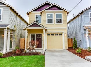 12036 SE Mill Ct, Portland, OR 97216