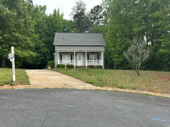 1329 Chickadee Cir, Asheboro, NC 27203