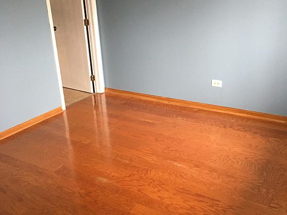 4th image of 242 Klein Creek Ct