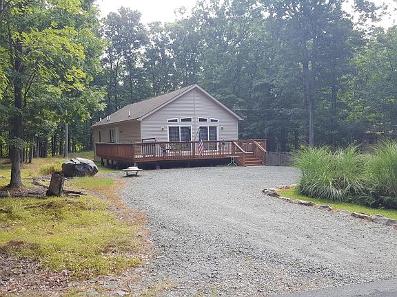 3rd image of 150 Deer Trail Dr