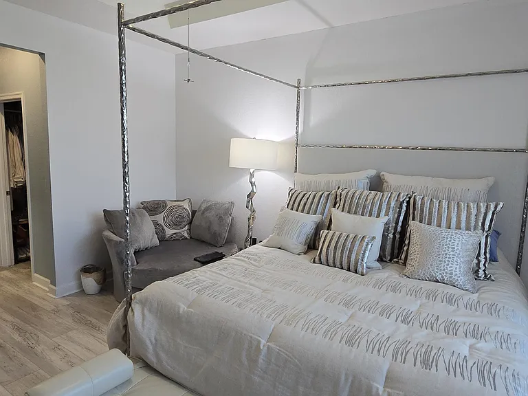 12737 NW Milestone Pl — Photo 13
