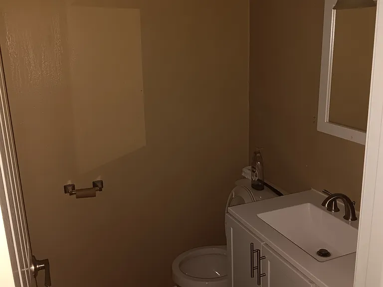 310 E Saint Louis St #4 — Photo 2