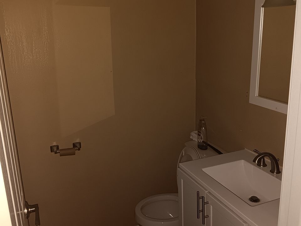 2nd image of 310 E Saint Louis St #4