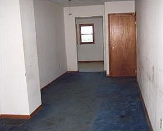 4th image of 2223 Onaota Ave