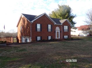 1012 Cliff White Rd, Columbia, TN 38401
