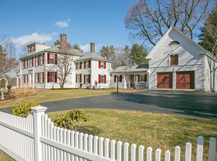 810 Main St, Hingham, MA 02043