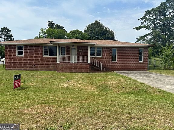 2nd image of 1757 Anthony Rd
