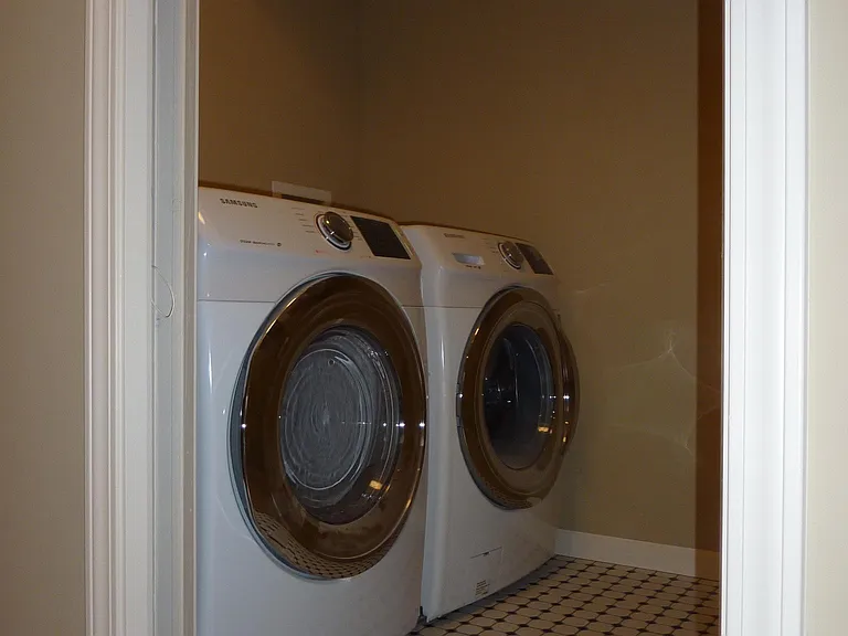 2915 Sunset Blvd #1 — Photo 20