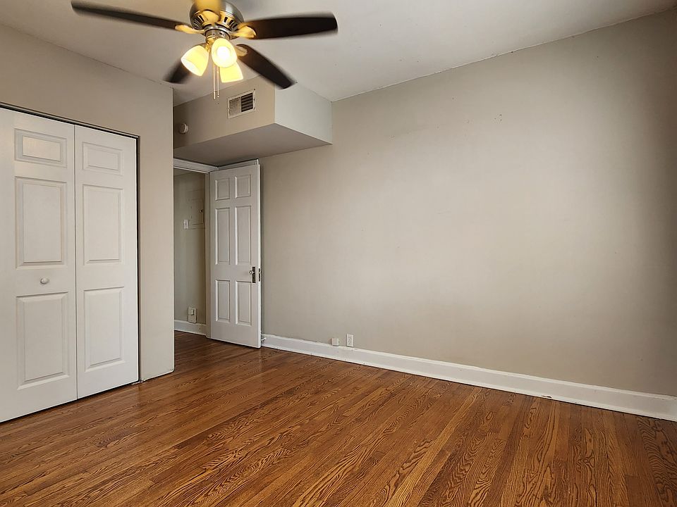 Bedroom #1