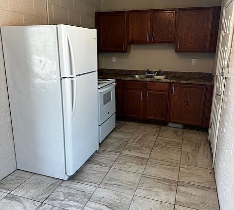 2nd image of 8621 Lawson St