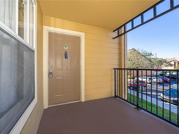 3rd image of 2207 Antigua Pl APT 726