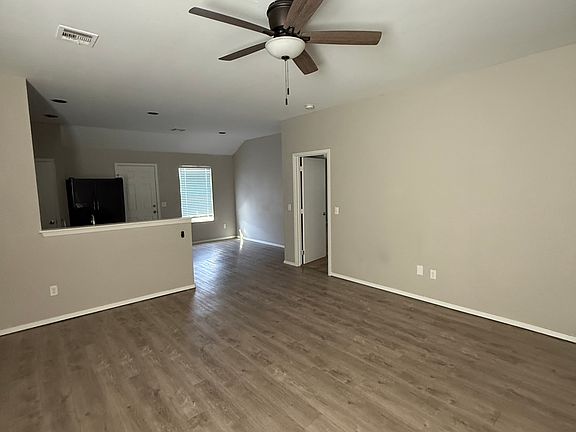 2nd image of 7525 Lipizzan Rd