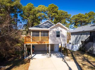 116 Peach Tree St, Jarvisburg, NC 27947