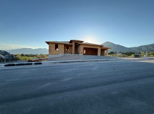 599 S Oakridge Dr E, Tooele, UT 84074