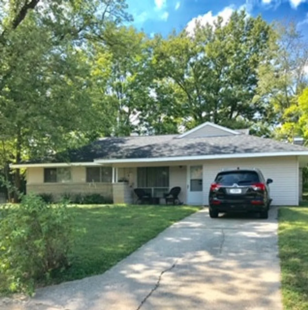 3 Bedroom Ranch Home Avail August 2026; Monthly Rent $1,650 — Photo 1