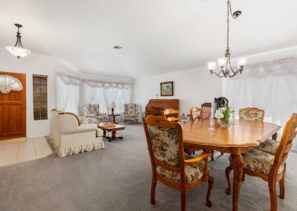 37623 Teal St, Palmdale, CA 93552 | Zillow