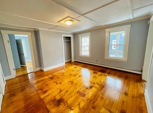 26 Lafayette St, Rochester, NH 03867