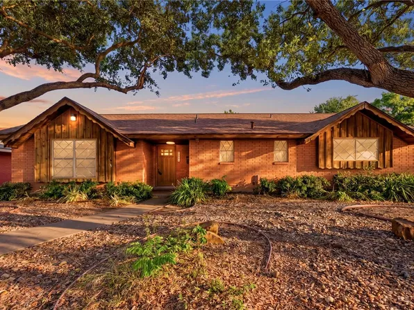 753 Burkshire Dr, Corpus Christi, TX 78412